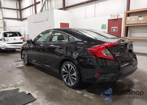 2018 Honda Civic Lx z USA, uszkodzony, nr VIN 2HGFC2F50JH509391